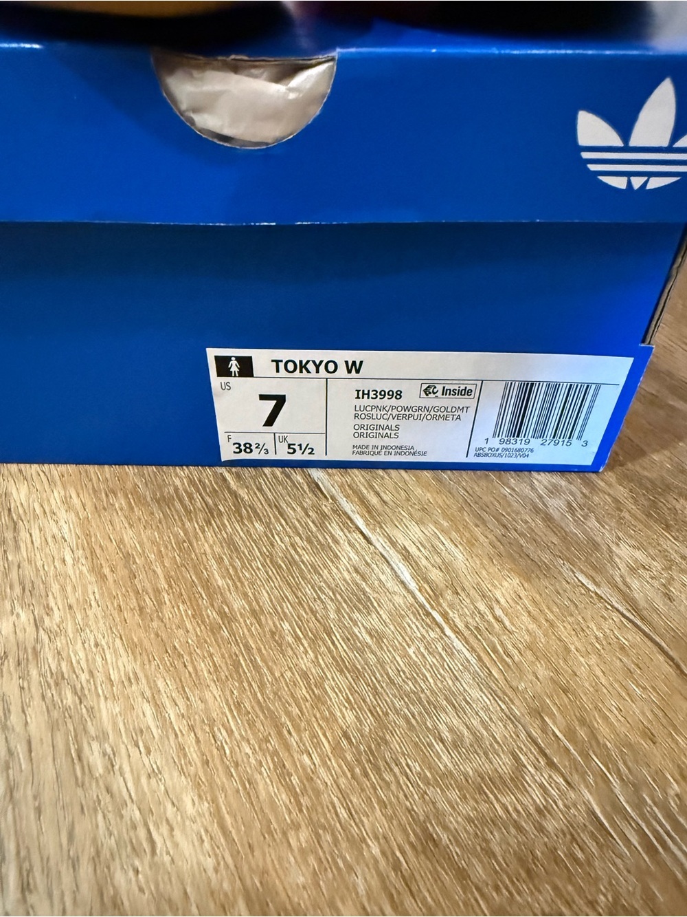 Adidas Tokyo Women's Classic Sneaker - Picture 5 of 5